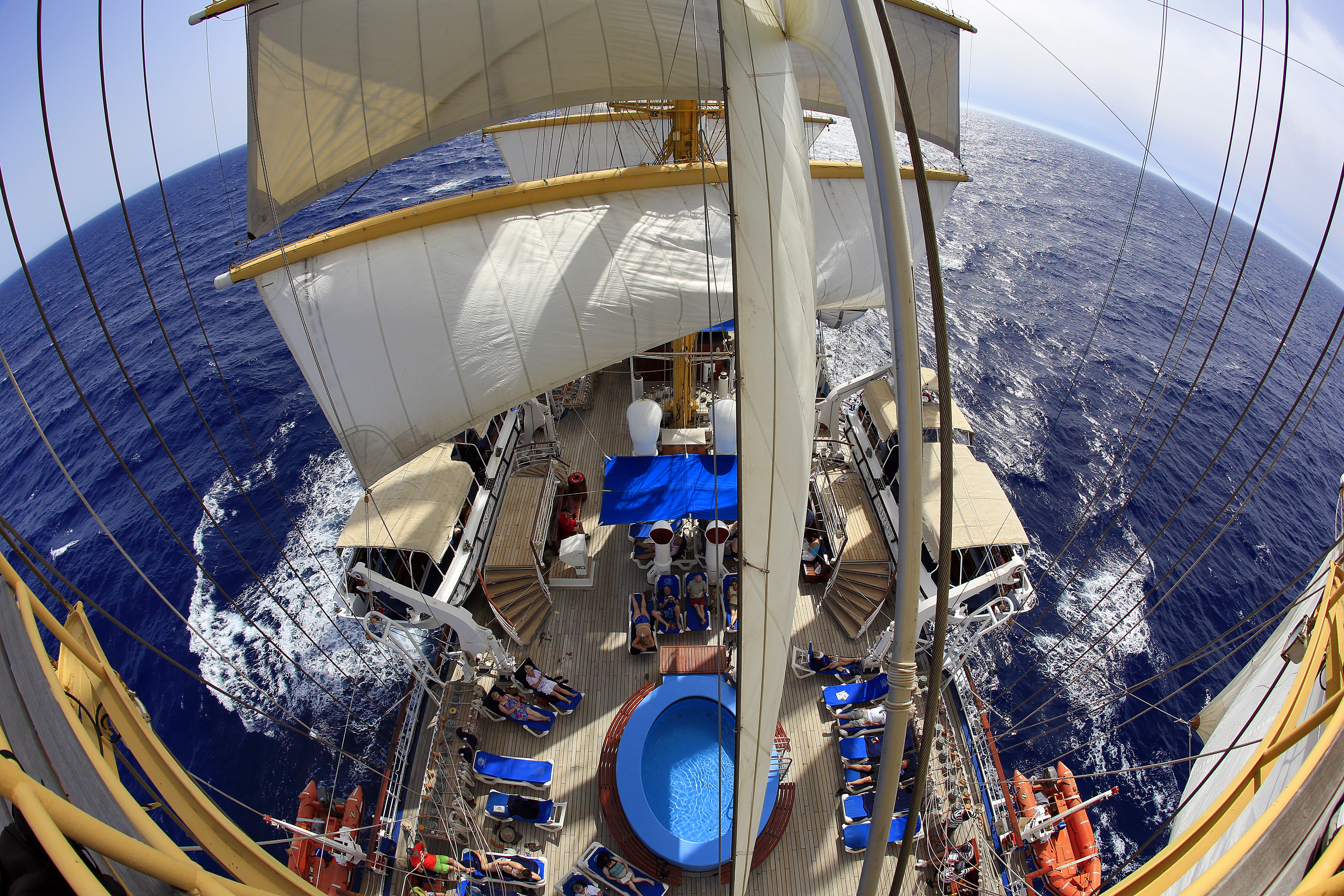 Royal Clipper - Swimming Pools